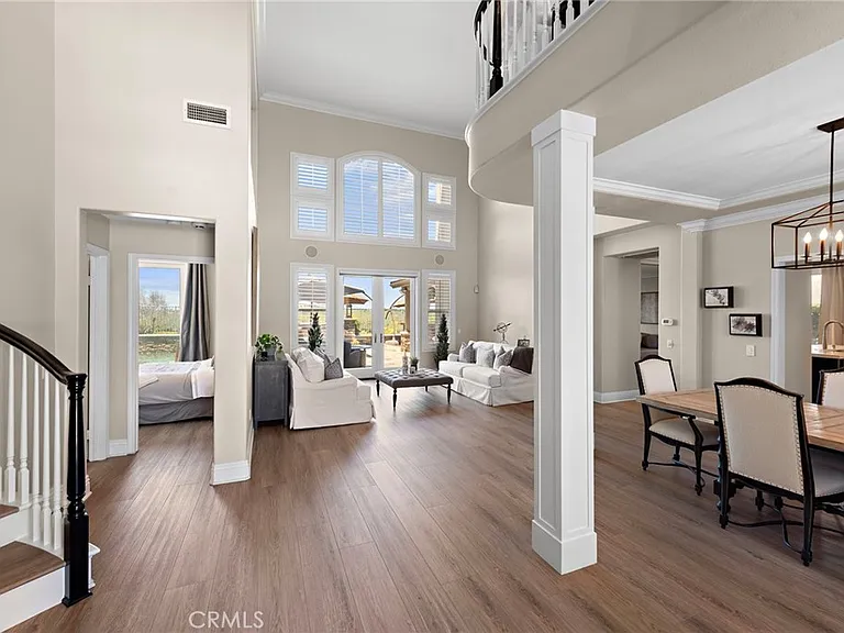 193554e72fe5a78cf9c22c0e657ca8ef-cc_ft_768