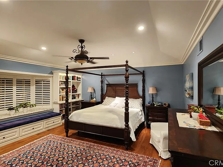 1ddb97e98aa091747e6650f012d5d936-cc_ft_768