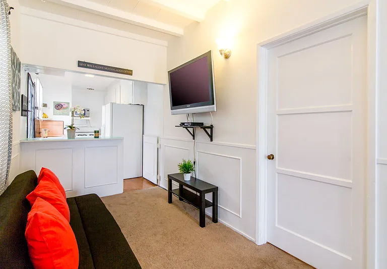 9f4147d1a3189612ed7f314534e192c2-cc_ft_768