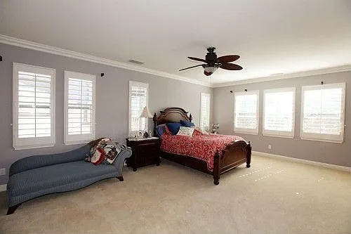 b05b48a35e2b1bc69bfc327970a78a97-cc_ft_768