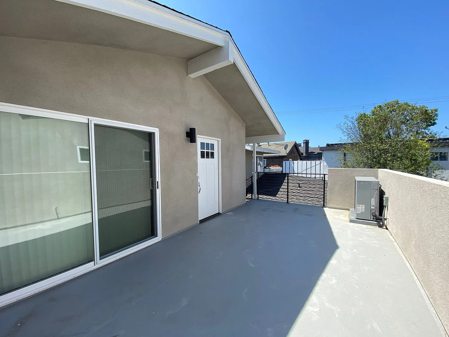 bb9a3d9120ae7540b3f8aec30a8ab00a-cc_ft_1536